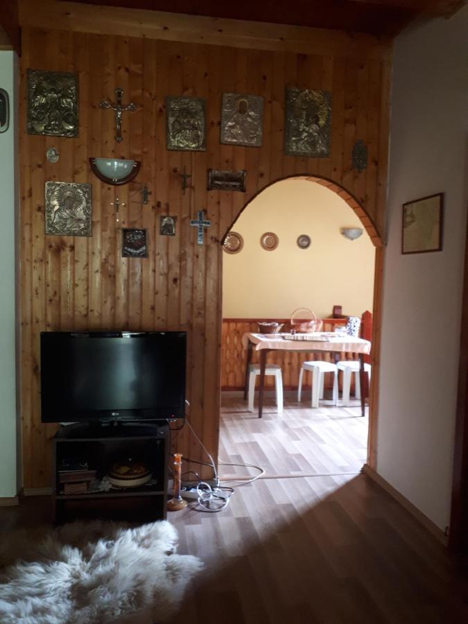 Вілла Family House Буштені Екстер'єр фото